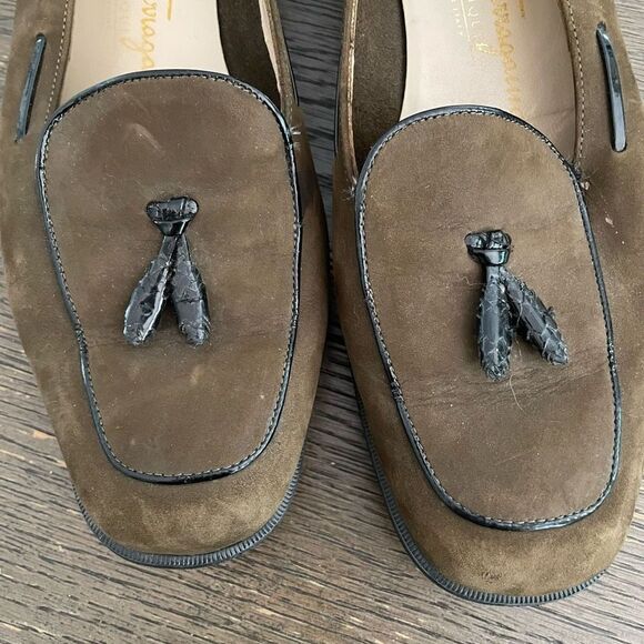 Salvatore Ferragamo Olive Green Suede Square Toe Tassel Loafers size 8.5B - Picture 4 of 8